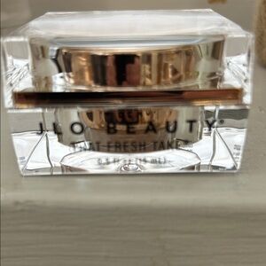 LIO Beauty Eye Cream - Gold